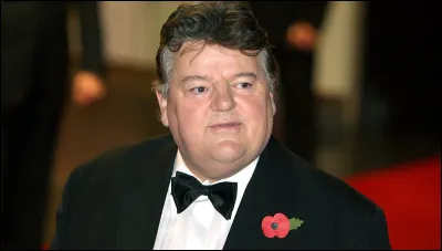 Dans quelle série a joué l'acteur Robbie Coltrane ?
