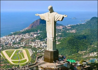 Dans quel pays se trouve la statue du Christ Rédempteur ?