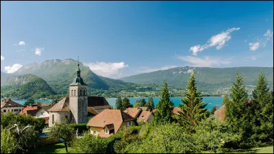 Cette préfecture est indiquée par 37 + 37 ; il s'agit de :