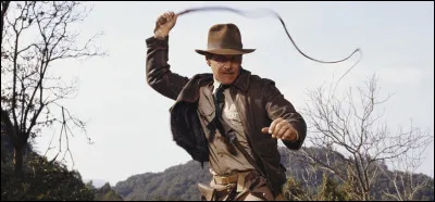 Quel type de chapeau porte Indiana Jones dans ses aventures ?