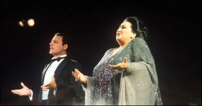 Quelle ville espagnole Freddie Mercury a-t-il chantée avec Montserrat Caballé ?