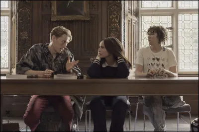 À son arrivée à Oxford, Anna a reçu une "critique" de Charlie, qui deviendra ensuite son ami. Que lui a-t-il dit ?