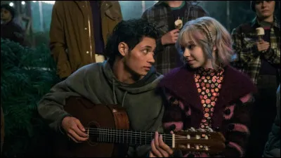 Avec qui Enid sort-elle maintenant ?