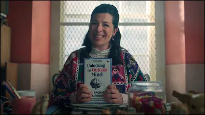 Qui est derrière le masque du contrôleur de corbeaux ?