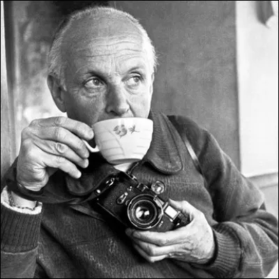 Henri Cartier-Bresson est mort le 3 août 2004. Quelle était sa profession ?