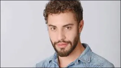 Marwan Berreni a disparu le 4 août mais retrouvé mort le 12 octobre 2023.
Quel personnage incarnait-il dans le feuilleton "Plus belle la vie" ?