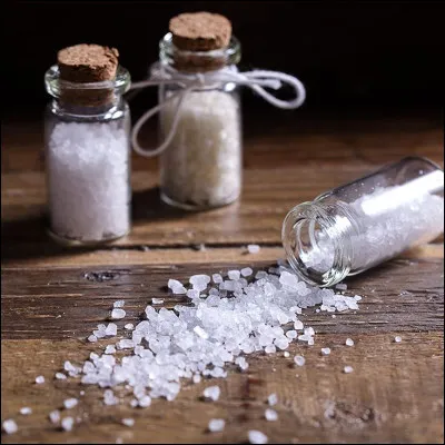 Que signifie l'expression "mettre son grain de sel" ?