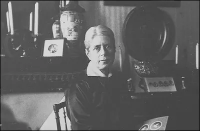 Dans quelle ville vivait Jeanne, sa mère en juin 1940 lorsque son fils diffusa son appel de Londres ?
