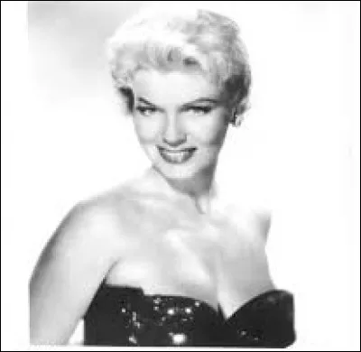 Florence Catherine Currier, chanteuse américaine, née en mai 1924 et décédée le 4 août 2025, à l'âge de 101 ans, est l'interprète de ''The Day the Rains Came'', la version anglaise de la chanson de Gilbert Bécaud ''Le jour où la pluie viendra''. Quel est son nom de scène ?