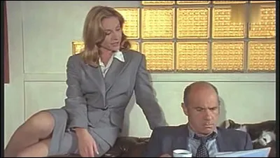 Cette actrice française, Jeanne Savary, a joué dans la série ''Nestor Burma'', saisons 5 à 8. Quel rôle a-t-elle interprété ?