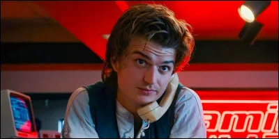 Concernant Steve, quelle théorie est la plus populaire et probable auprès des fans ?