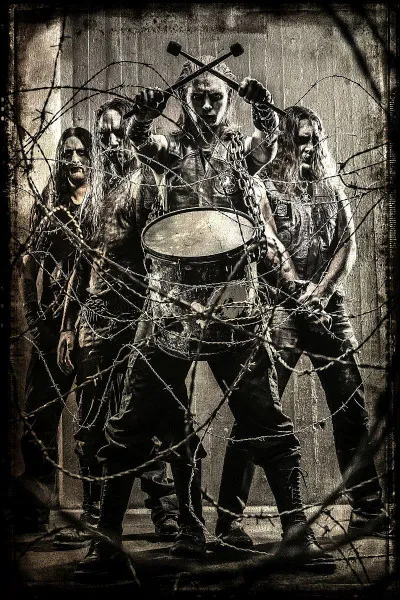 Un groupe très violent.
Qui est-ce ?