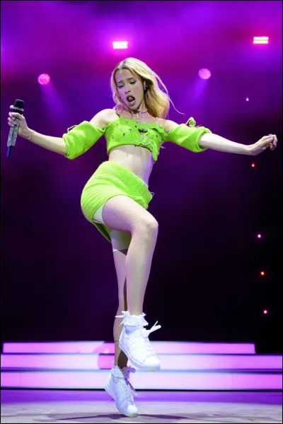 "On a rangé les vacances dans des valises en carton" :