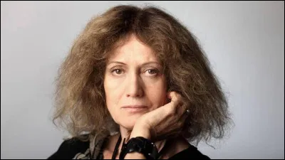 Qui est cet écrivaine, sur de Lionel Jospin, auteure du conte philosophique ''La Petite aux tournesols'' ?