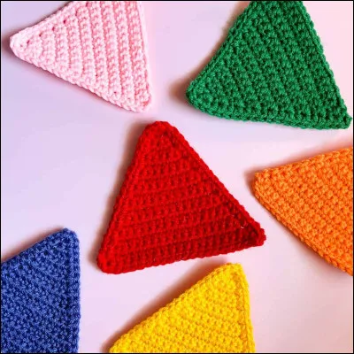 Quelle est la formule de l'aire d'un triangle ?