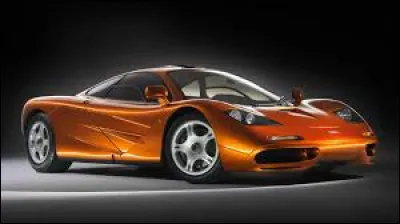 Quelle est la date de sortie de cette voiture et sa vitesse maximale ?