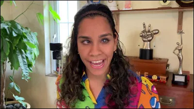 Qui est cette douce et belle malvoyante chanteuse, qui a gagné l'émission ''The Voice'' en 2015 grâce à son talent ?