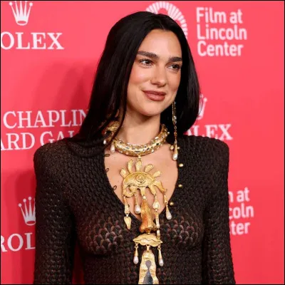Question très facile : Dua Lipa est-il son vrai prénom ?