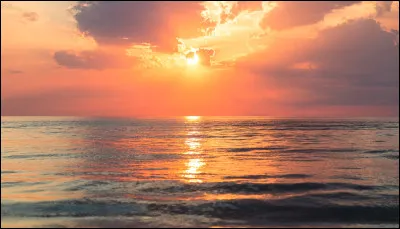 Quel artiste a chanté : ''Perfect, Galway Girl et Photograph'' ?