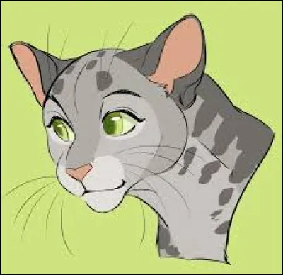 Qui est sa mère adoptive ?