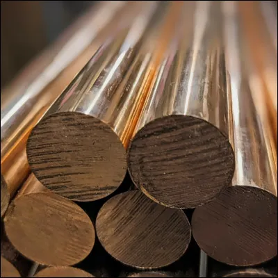 Qu'obtient-on avec un alliage détain et de cuivre ?