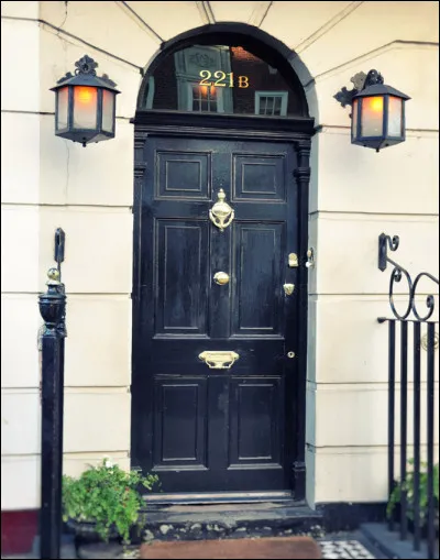 Qui vit au "221B Baker Street" ?