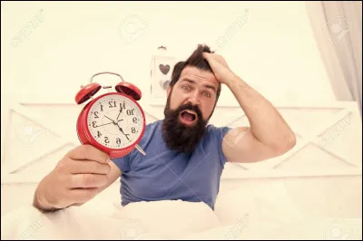 À quelle heure maximum peux-tu te réveiller le week-end ?