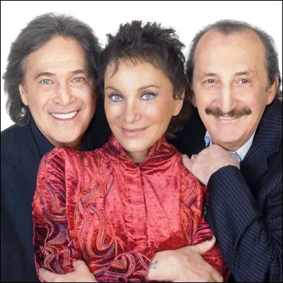 Quelle chanson italienne, qui a atteint la deuxième place du hit-parade français, est luvre de Ricchi e Poveri ?