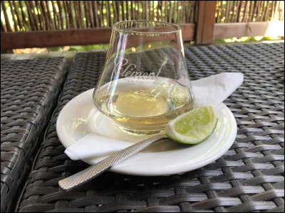 Quel alcool compose la boisson appelé Ti punch ?