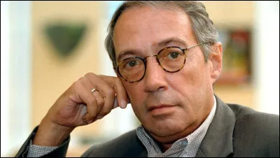 Qui est ce réalisateur de ''Rendez-vous'', film qui a révélé Juliette Binoche au grand public ?