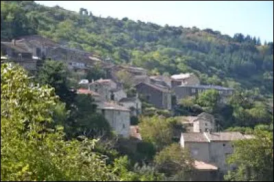 Je vous emmène dans la Montagne Noire, à Labastide-Esparbairenque. Petit village de 62 habitants, dans l'aire d'attraction Carcassonnaise, il se situe dans le département ...