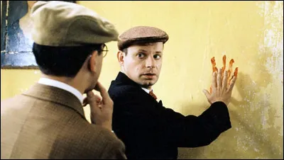 Littérature : Quel personnage apparaît pour la première fois dans le roman "Le mystère de la chambre jaune" en 1907 ?