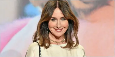 Qui est cette actrice qui joue le rôle de ''Colette'' dans le film ''Natacha (presque) hôtesse de l'air'' ?