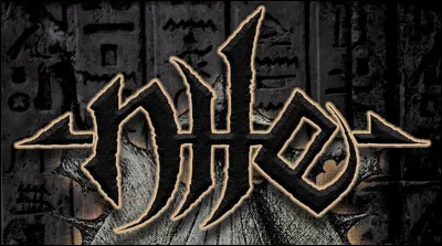 Il est considéré comme l'un des batteurs les plus rapides, et joue dans le groupe Nile.
Qui est ce batteur ?