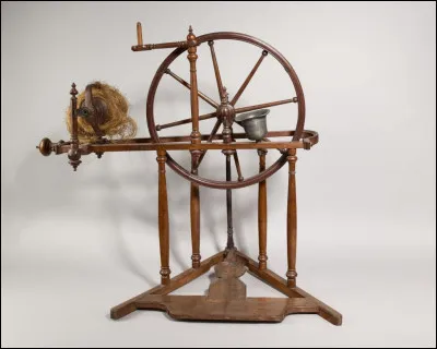 Dans le film Maléfique, pourquoi Maléfique est-elle méchante ?