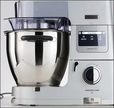 Contre qui Georges Bernanos met-il la France, dans son livre de 1946 ?