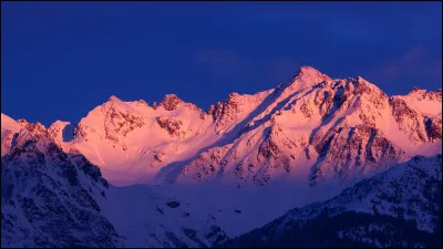 Quelle est la plus haute montagne du monde ?