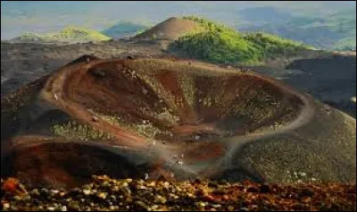 Combien de stations de ski retrouve-t-on sur l'Etna ?