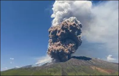 Quelle est la largeur actuelle de la vallée du Buf ?