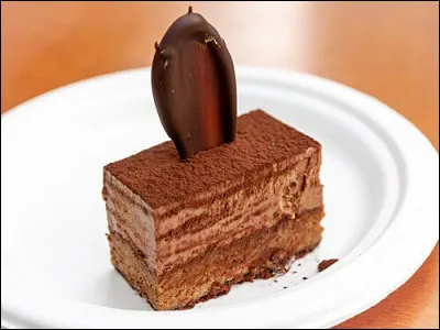 Quel est l'autre nom de l'entremets au chocolat appelé "royal" ?