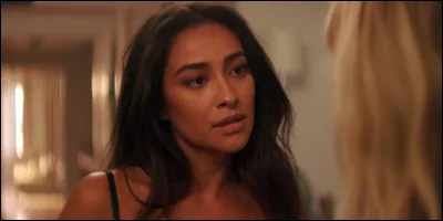 Qui est cette femme que l'on peut voir dans la saison 1 ?