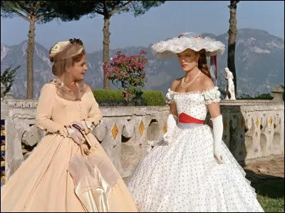 "Sissi" est une série de films joués par Romy Schneider ; de combien de films cette série est-elle constituée ?