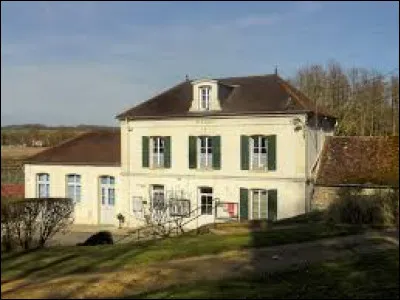 Nous sommes dans les Hauts-de-France, à Heilles. Village du Pays de Thelle, dans l'arrondissement de Clermont, il se situe dans le département ...