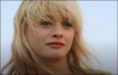 Voici Mirren. Dans quelle série voit-on ce personnage ? 
Elle passe chacun de ses étés à Beechwood Island.