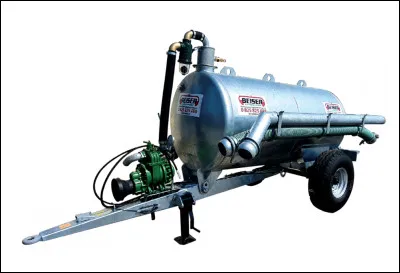 Quel est le nom de cette remorque utilitaire agricole servant au transport du lisier ou du purin ?