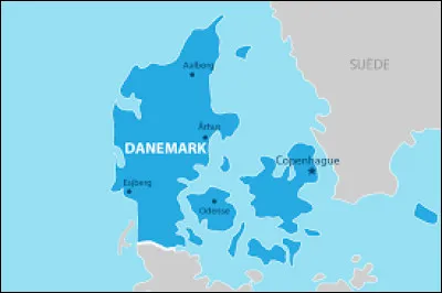 Quelles sont les deux régions autonomes rattachées au Danemark ?