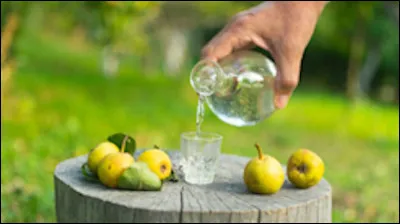 Quel est le nom de cette boisson alcoolis&eacute;e, tr&egrave;s appr&eacute;ci&eacute;e en Mac&eacute;doine ?