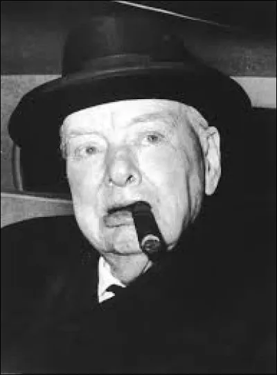 Envers quel pays a-t-il tenu des propos racistes ?