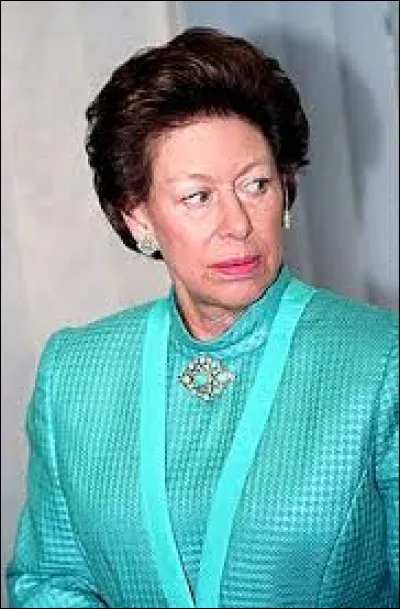 Quel âge avait-elle quand son oncle a abdiqué ?