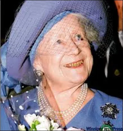 Quel dictateur l'a qualifiée de femme la plus dangereuse d'Europe ?